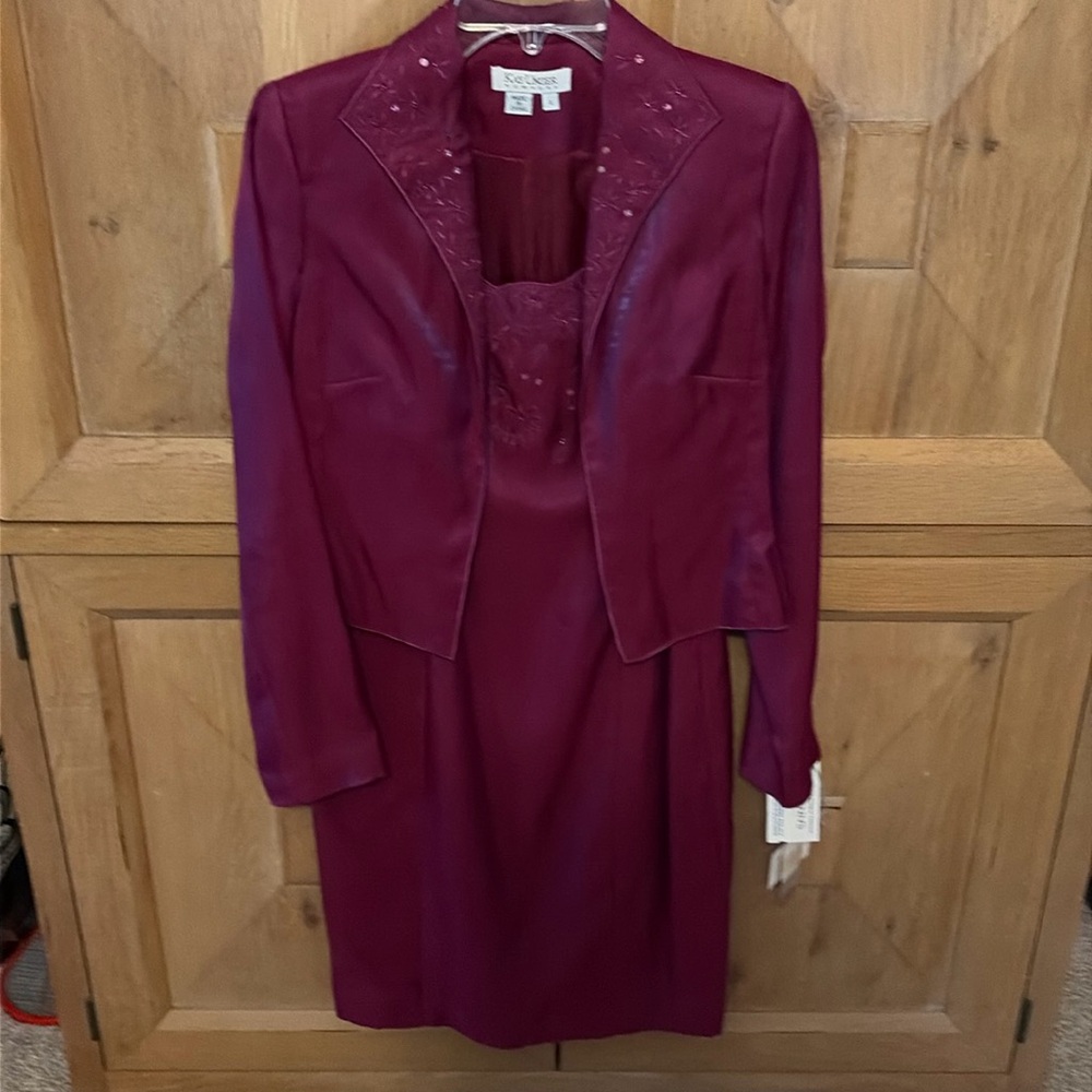 NWT Kay Unger 100% silk two pieces gown
